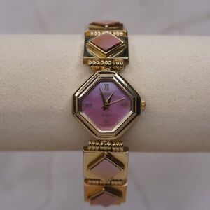 Arenix Pink Diamond Gold Women's Watch – Radiant Elegance